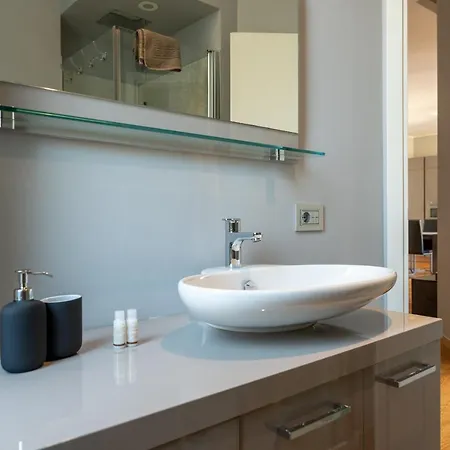 Appartement 5 Min Duomo Luxury In Brera Design District Milan